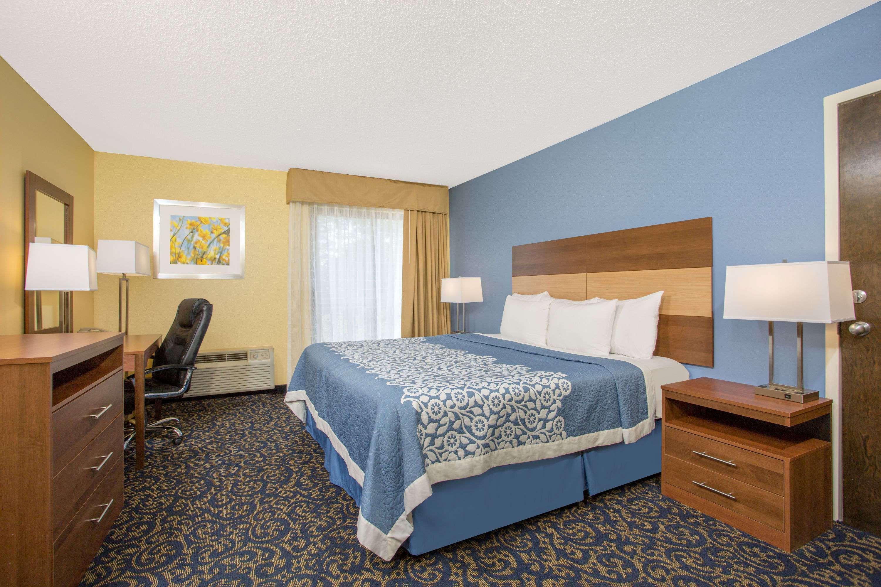 Days Inn by Wyndham Raleigh-Airport-Research Triangle Park Morrisville Exterior foto